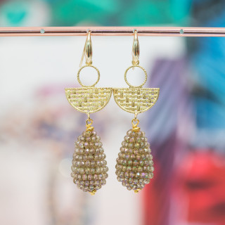 Boucles d'oreilles crochet en argent sterling 925 avec panier central en bronze et pendentif de cristaux de mûre 18x70 mm marron