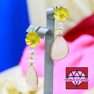 Boucles d'oreilles crochet en bronze avec perles de rivière et cabochons en pierre dure sertie pêche