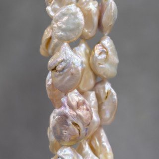 Flat Baroque River Pearls (AEQ) 100-110γρ