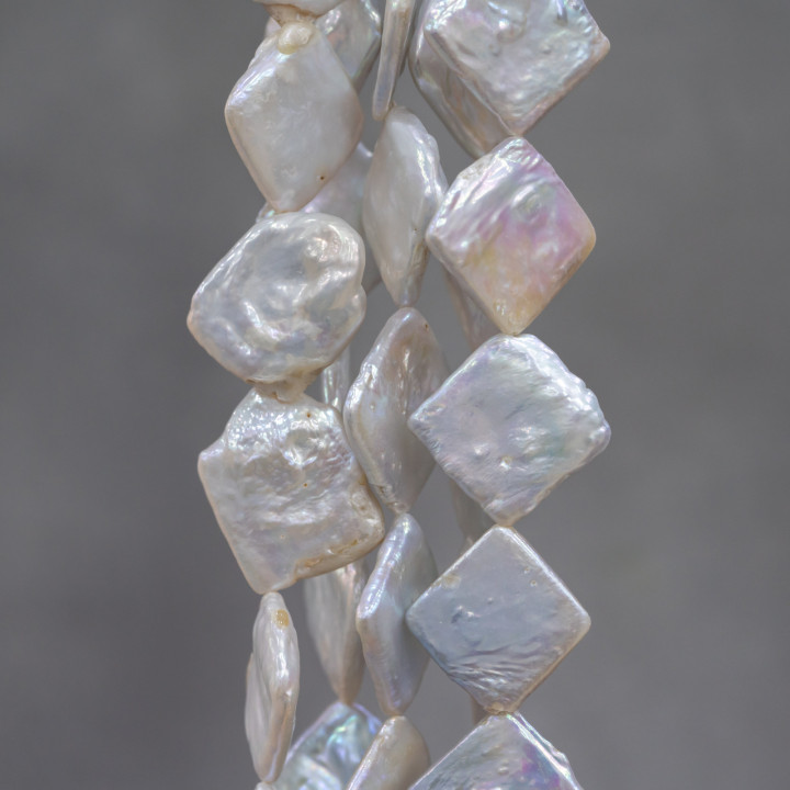 Rhombus Flat River Pearls (SWG) Weiß 40-50gr