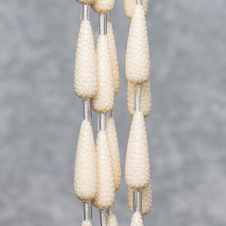 Perles Résine Goutte Fil 08x27mm Blanc