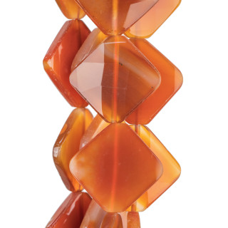 Roter Karneol, flacher Rhombus, facettiert, 40 mm