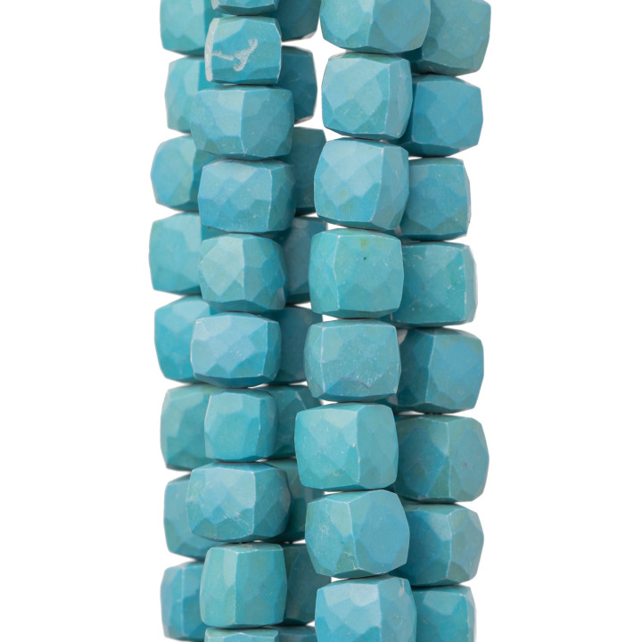 MachineCut Pierres Indiennes Cube Facettes Fil 14-15cm Diamètre 8-10mm Aulite Turquoise