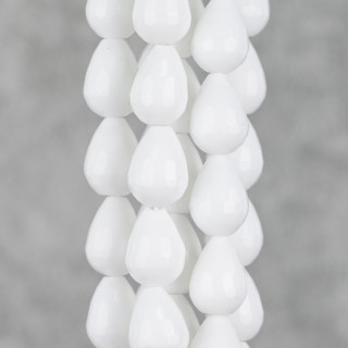 Weißer Achat facettierte Briolette-Tropfen 15x20mm