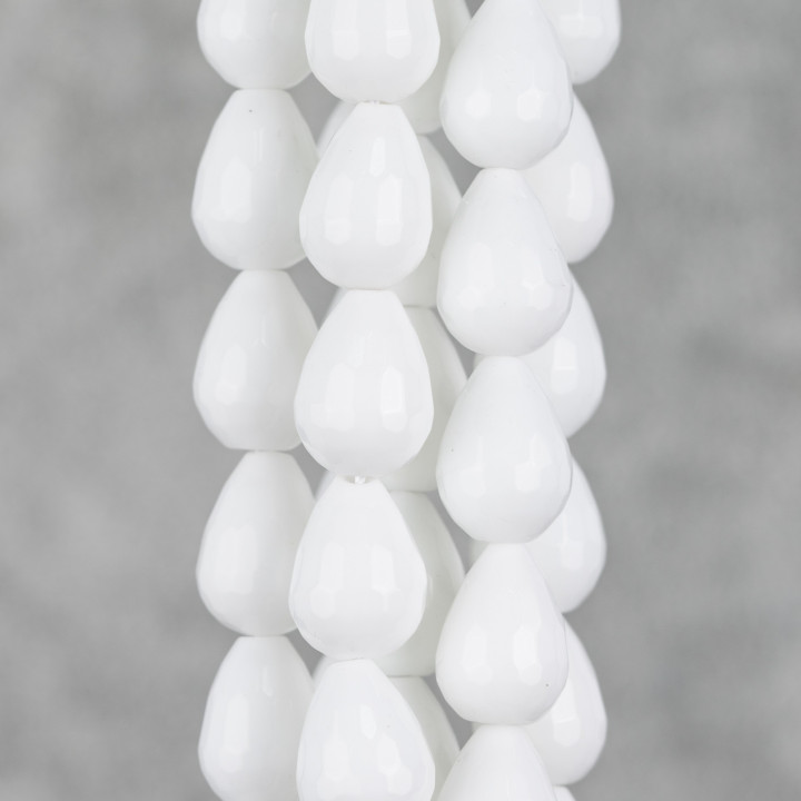 Agate Blanche Gouttes Briolette Facettes 15x20mm