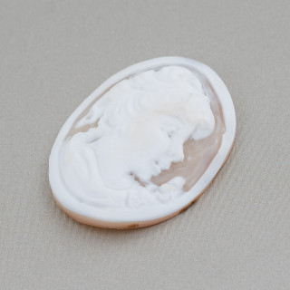 Camée gravé à la main fabriqué en Italie de coquille sardonique visage de femme ovale 26x35mm 1pc Mod1