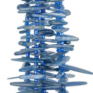 Écailles plates en cyanite 8-30 mm