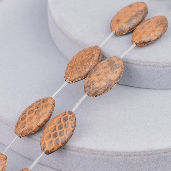 Snake Skin Component Strand Beads Flat Oval 17x30mm 8pcs Brown