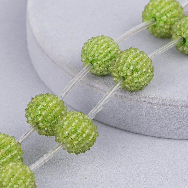 Maschinell geschnittene indische facettierte Peridot Mehrstrangperlen 17mm 4St