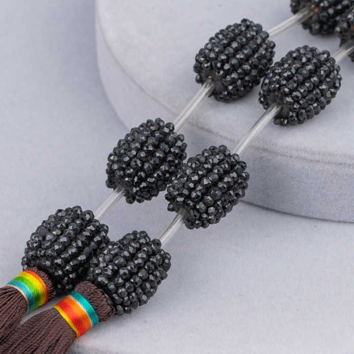 Indian Faceted Black Spinel More Strand MachineCut Barrel Beads 16x18mm 4pcs