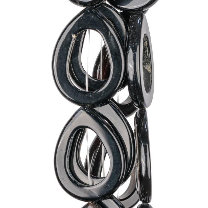 Plato Perforado Agata 32x42mm Negro