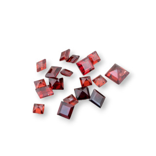 Cabochon Component Hydrothermal Stone Garnet Square Mixed Size 3gr