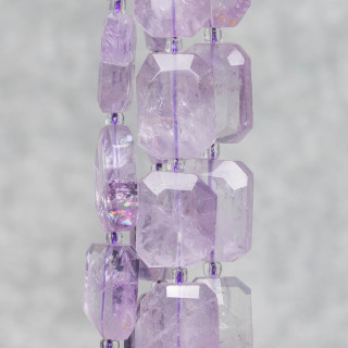 Piedra Amatista Transparente Plana Facetada Irregular 16x20mm