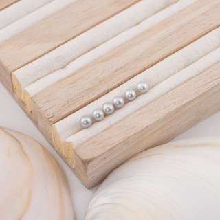 River Pearls 1 Round Hole (AAAA) 4.0-4.5mm 12 Pairs Gray