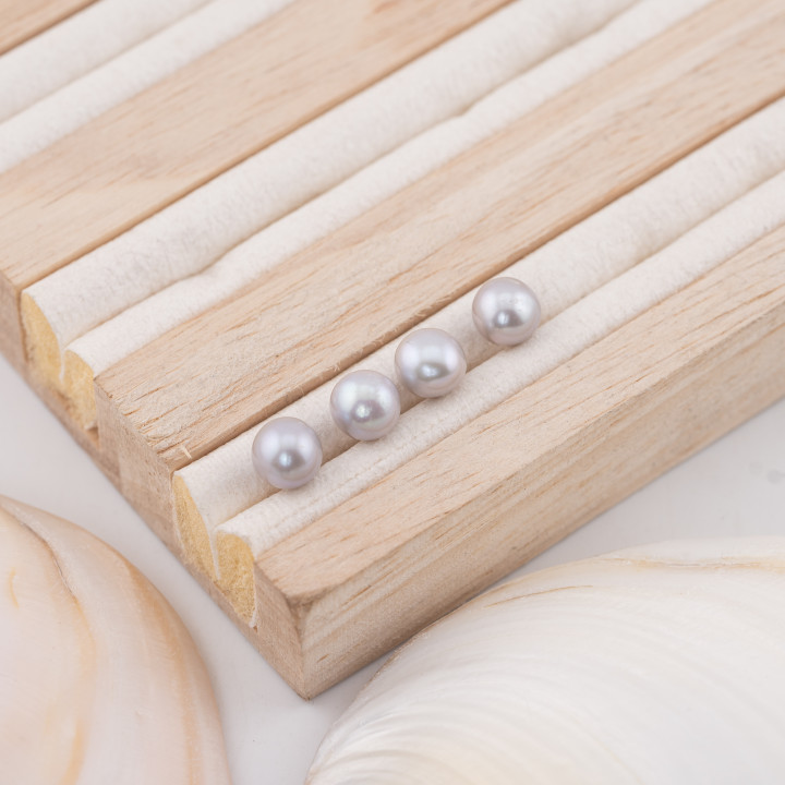 River Pearls 1 Round Hole (AAAA) 7,0-7,5mm 12 Pairs Grey