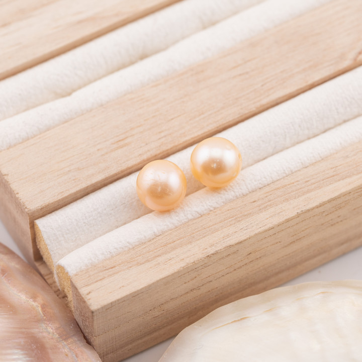 Freshwater Pearls 1 Round Hole (AAAA) 8.0-8.5mm 1 Pair Pink