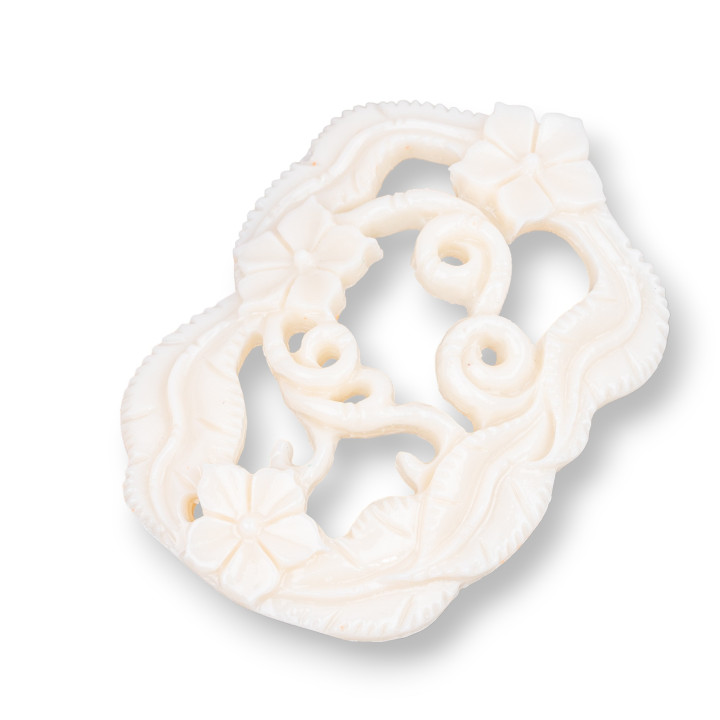 Assorted Resin Components 40x57mm 2pcs White