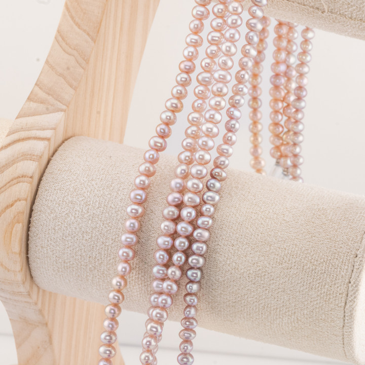 Round River Pearls 4,5-5mm Long Lilac