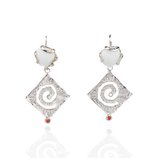 Pendientes Gancho De Bronce Con Ojo De Gato Y Colgante De Zamak 30x60mm Rombo Blanco