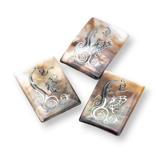 Mother of Pearl μενταγιόν Εξάρτημα Επεξεργασμένο Πιάτο Ορθογώνιο 26x36mm 3τμχ Ασημένια πεταλούδα