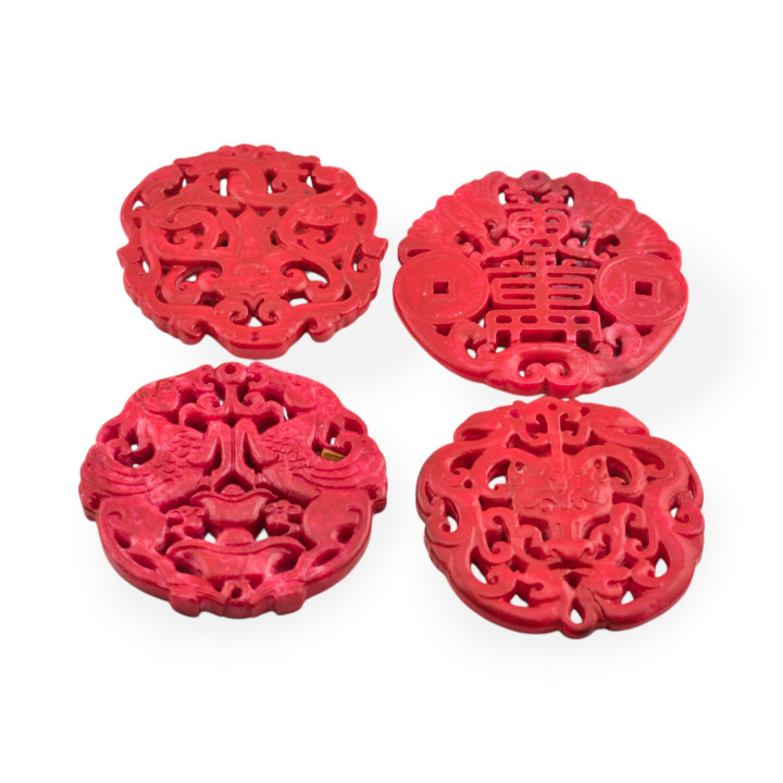 Componente Di Giadeite Inciso 45-65mm 1pz Rosso Corallo Disegno Random