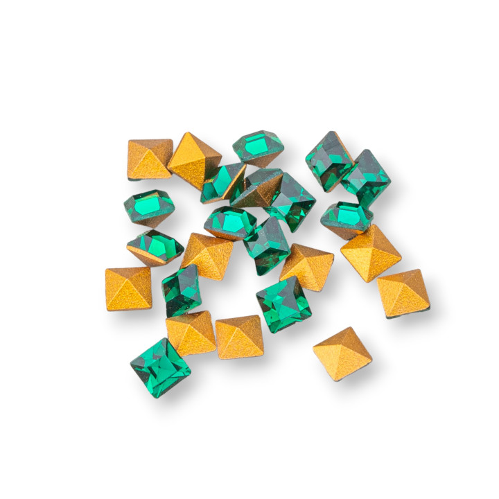 Place Swarovsky Strass ART. 4401 3mm Émeraude FEUILLE D'OR 40pcs