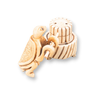 Oggettistica Netsuke di Osso Inciso a Mano 1pz 75x60mm