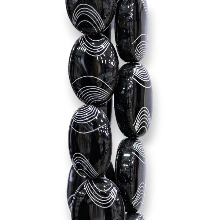 Onyx-Lasergravur, flaches Oval, 08 x 12 mm, gebogene Linien