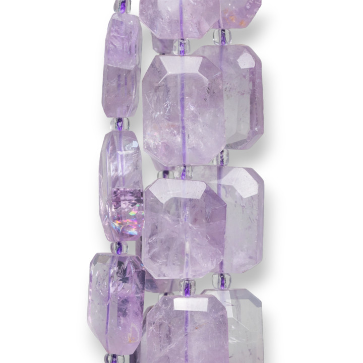 Heller Amethyst Stein unregelmäßig facettiert flach 16x20mm