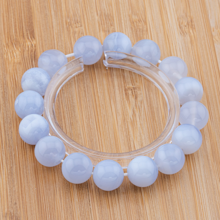 Smooth Round Chalcedony Elastic Bracelet (PLG) 13mm