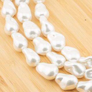 Perles de Majorque avec noyau en verre baroque 15x25mm blanc chaud