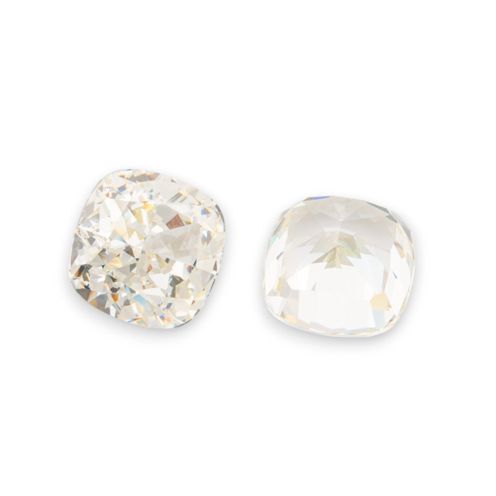 Corindon synthétique pierre précieuse créée corindon Antique taille coussin 10mm 4 pièces diamant blanc