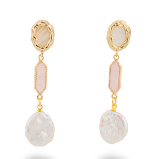 Boucles d'oreilles clous en bronze avec perles de rivière baroques en nacre et quartz rose