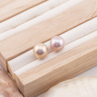 River Pearls 1 Hole Round (AAAA) 9.5-10.0mm 1 Pair Lilac