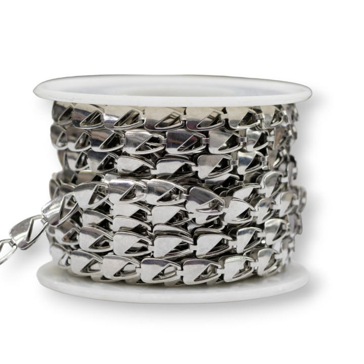 Smooth Triangle Steel Chain 06x09mm 5 Meters