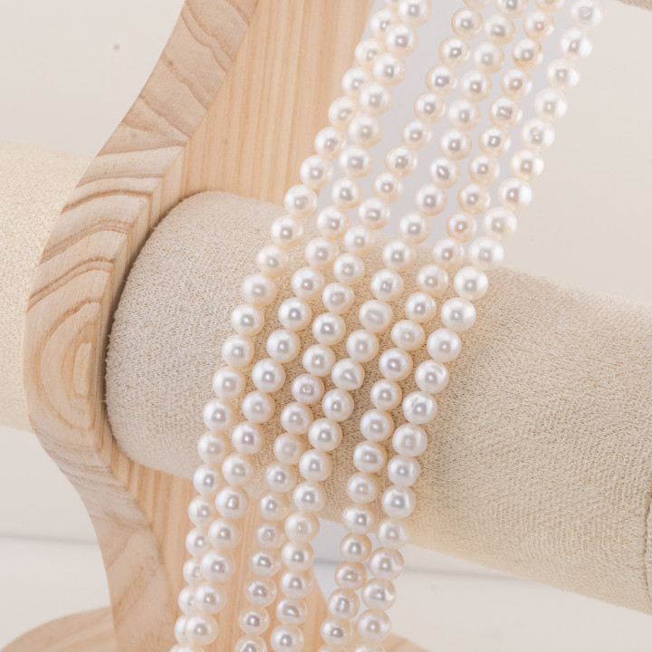 River Pearls Round 5.5-6.0mm Long AAAA White