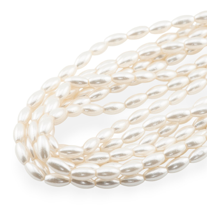 Weiße Mallorca-Reisperlen 5x10mm