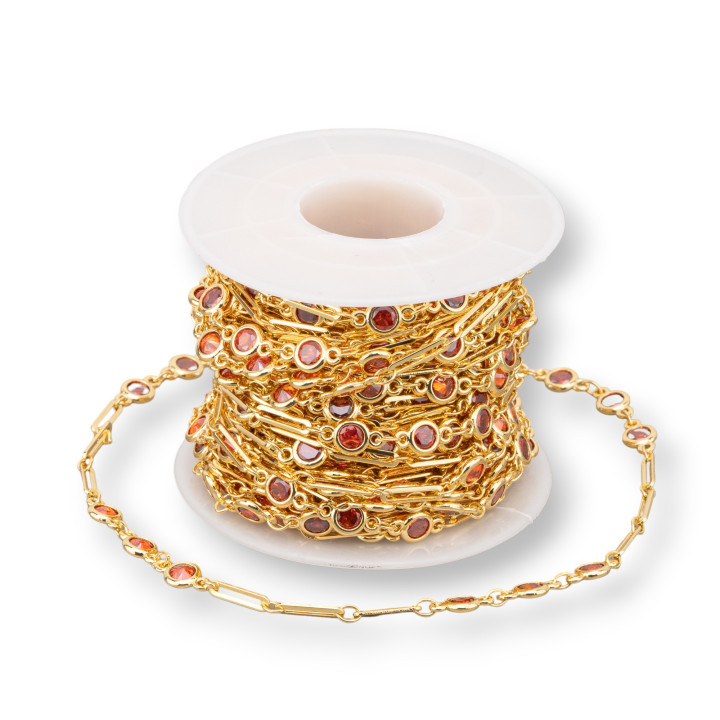 Chaîne chapelet en laiton avec zircon rond 5,5 mm et maillon rectangulaire 1 mètre orange doré