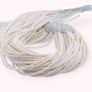 Perle Di Fiume Microperle Cipollina 4-4,5mm Bianco