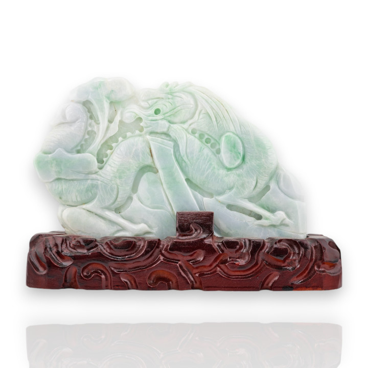 Soprammobile Statua Giada Birmana Con Base In Legno 23 x 15 cm Mod.30