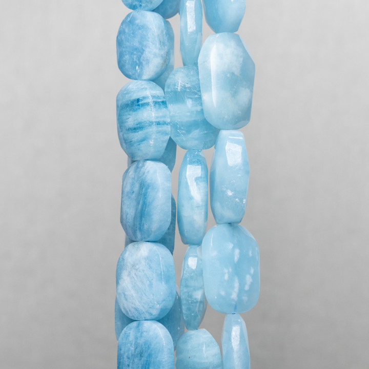 Acquamarina Milk Sasso Irregolare Piatto Sfaccettato A Gradazione (AHA)  100-110g