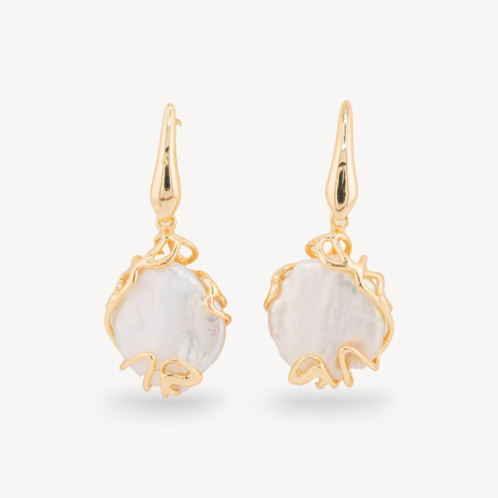 Orecchini A Perno Chiuso Di Bronzo Con Perle Di Fiume E Pendente Con Perle Barocche Dorato