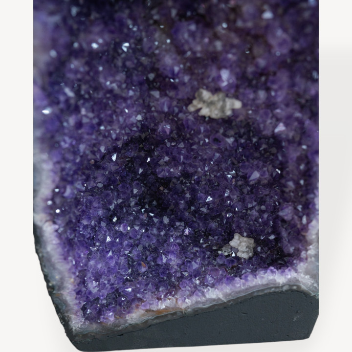Geode di Ametista Naturale 22.5x44cm peso 18.25kg