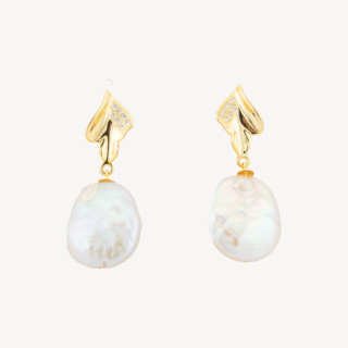 Orecchini A Monachella Di Argento 925 Fiore Con Perle Di Fiume Barocche 16x40mm Dorato