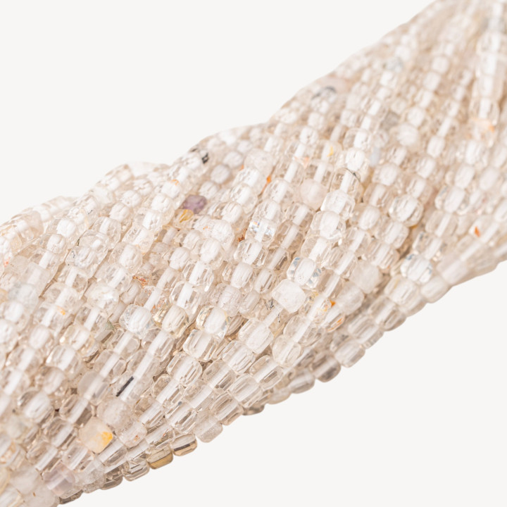 Cristallo Di Rocca Grezzo Cubi Taglio Sfaccettato 3,5mm