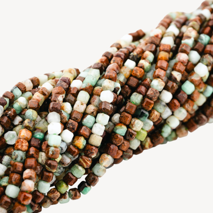 Giada Africana Cubi Taglio Sfaccettato 3,5mm