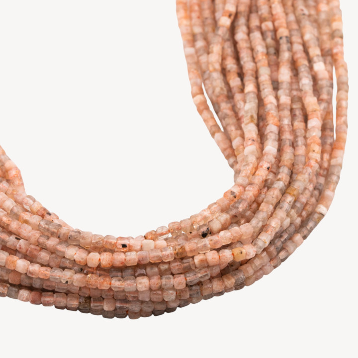 Pietra Del Sole Cubo Taglio Rigido Sfaccettato 2,5mm