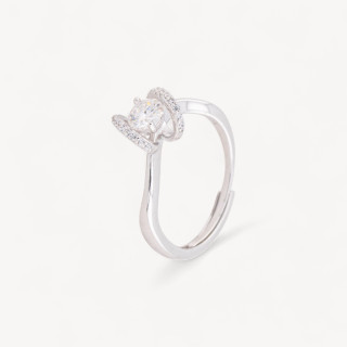 Anello In Argento Con Moissanite