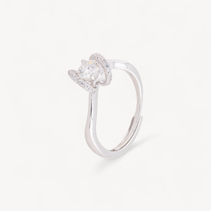 Anello In Argento Con Moissanite