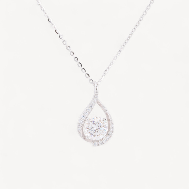 Collana Con Pendente In Argento Con Moissanite MOD1476